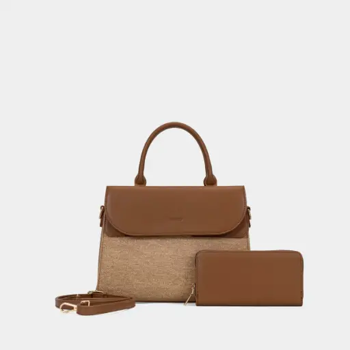 حقيبة فلاب كلاسيك بملمس فاخر